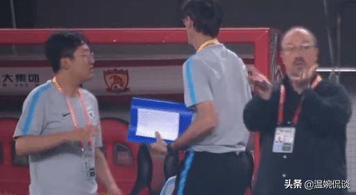 中超新场面,中超再现业余一幕