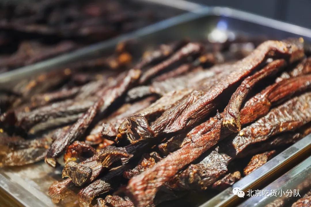 沈阳卖牛肉干的网红,卖牛肉干抖音网红