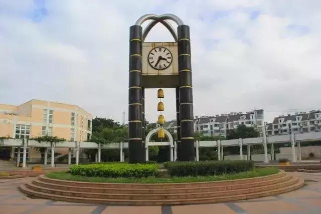 江浦高级中学是公办学校吗,江苏省江浦高级中学怎么样