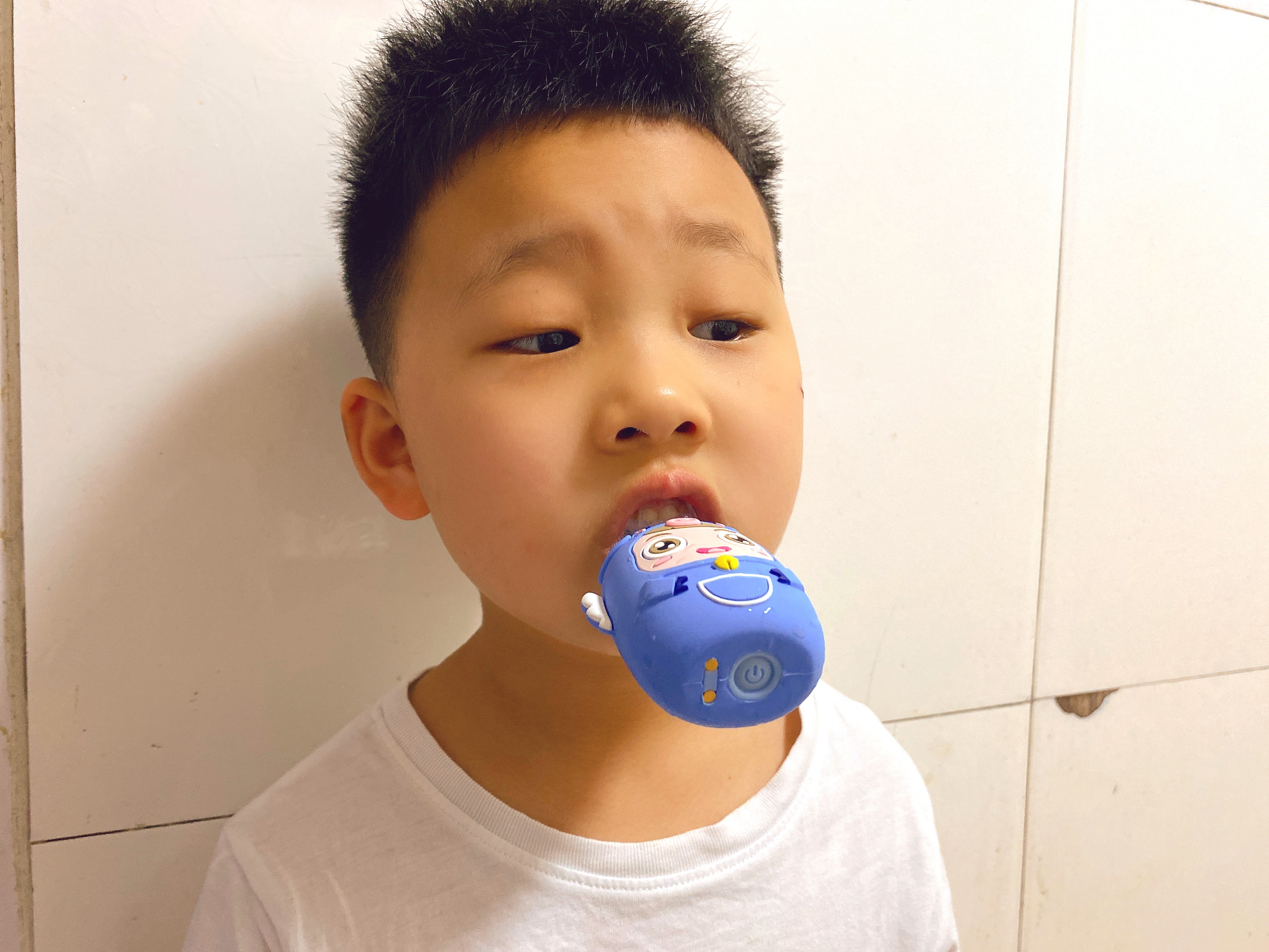 儿童刷牙神器u型牙刷好不好用,儿童刷牙神器u型牙刷好吗