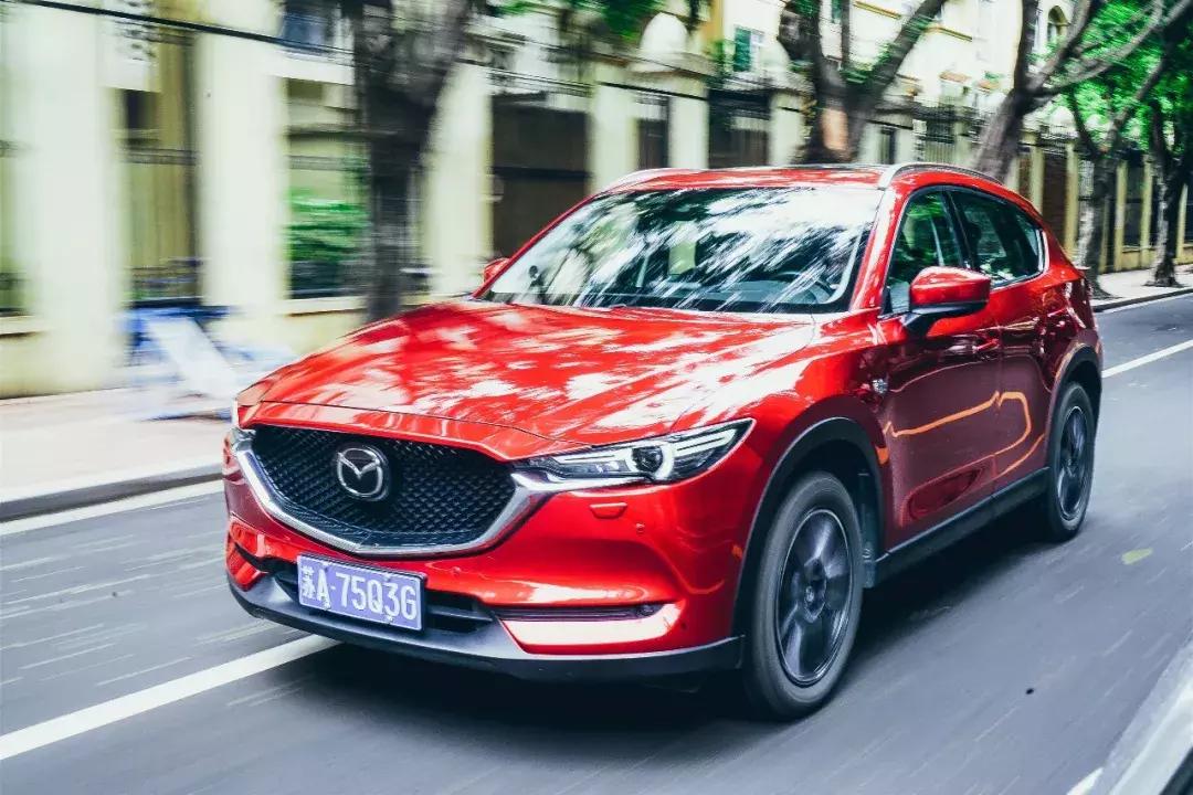 试驾马自达cx-5新款2.0,2021马自达cx-5黑骑士试驾