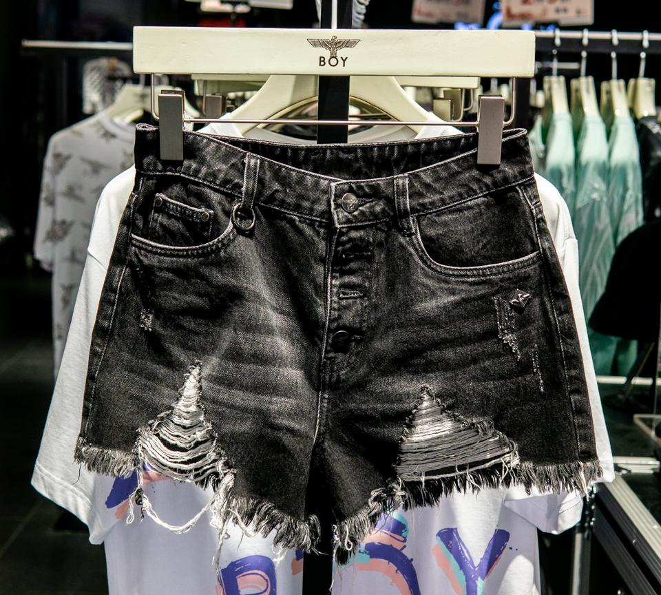 买护肤品送口红,买护肤品送化妆品