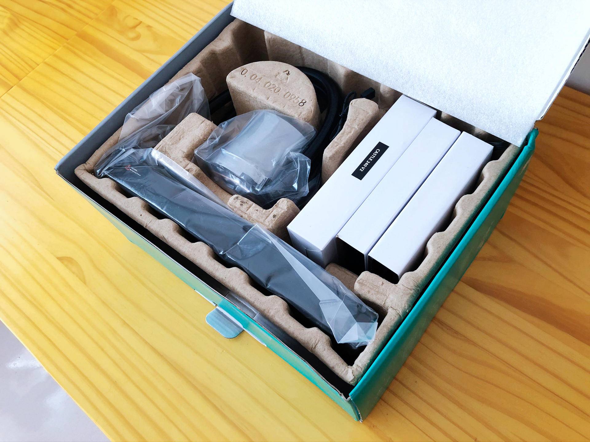 水冷散热器比风冷散热器贵多少,九州风神堡垒240v2cpu水冷散热器