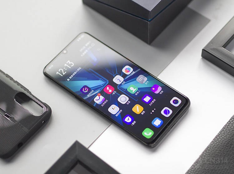 iqoo的monster压感按键,iqoo手柄背部触控