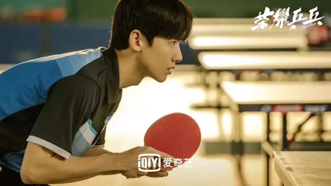 综艺白敬亭郑合惠子,白敬亭新鞋蹦蹦跳跳视频