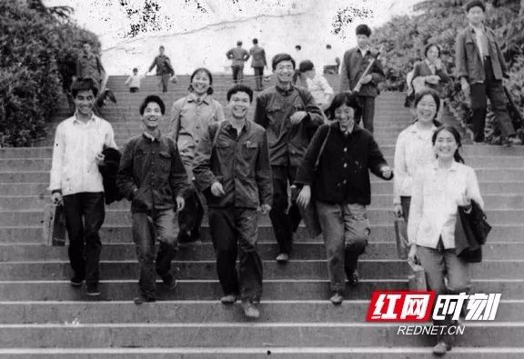 四十余年笔耕不辍，益阳这位“业余”画家用他自己的方式爱着这片故土