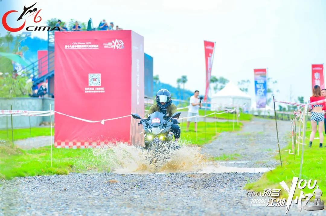 大批摩友齐聚,全国摩友重机相聚