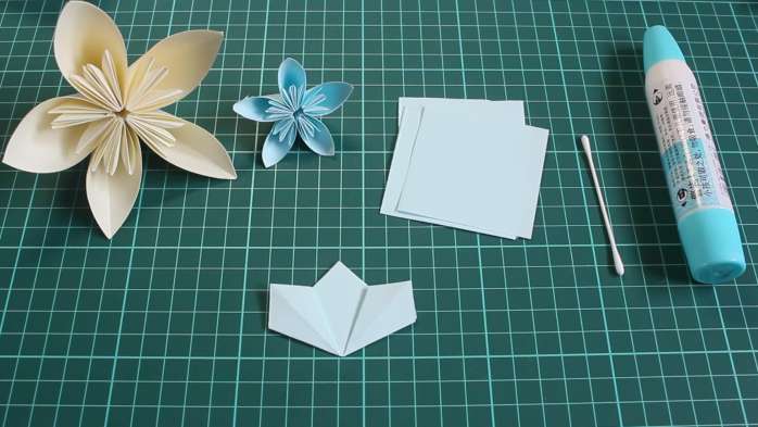 折纸樱花灯笼步骤图解,樱花绣球花折纸教程