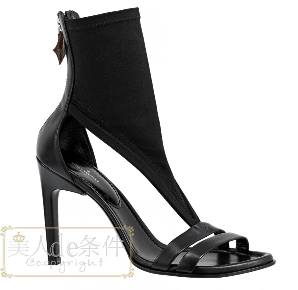 在吗?请收下10个大牌的春款包鞋指南(含尺寸和价格)