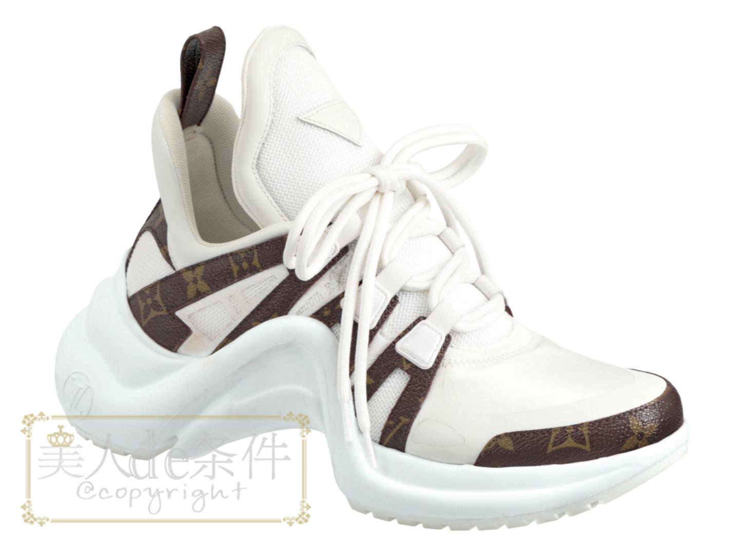 在吗?请收下10个大牌的春款包鞋指南(含尺寸和价格)