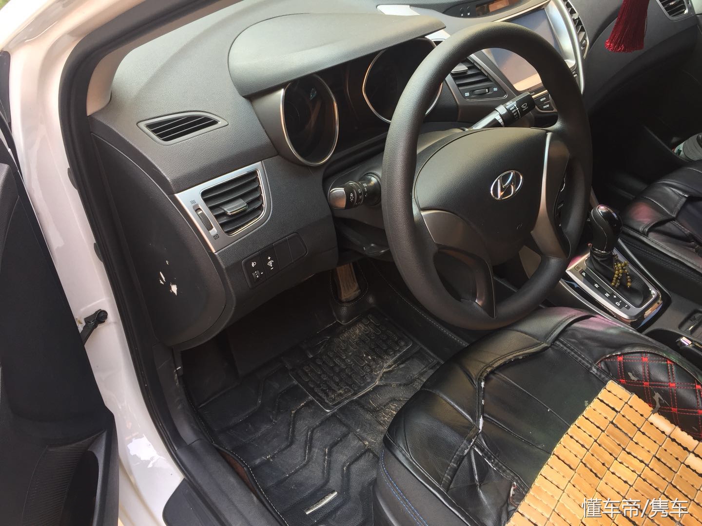 朗动质量真不赖，5年跑6万多公里，车身只有小刮擦，卖6万能要吗