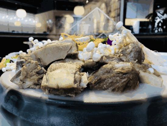 听说太原这次搬来了“肉山大魔王”，牛气冲天啊