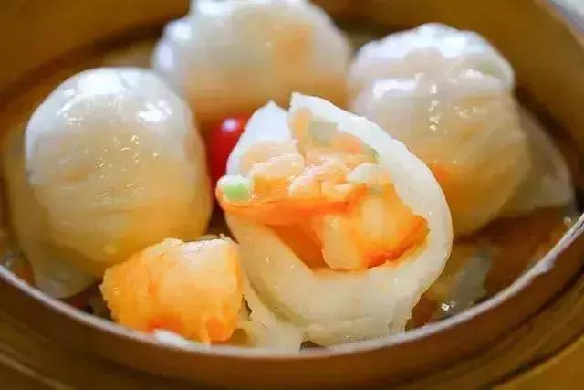 广州地铁8号线哪个站内有吃的,广州地铁8号线北延广州北站