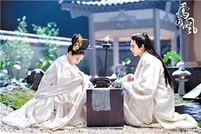 女一变女四,槽点流量一把抓,《凤囚凰》口碑回暖于正最该感谢她