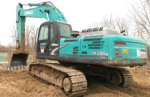 买一台二手挖掘机一年能挣多少钱,农村买一台挖掘机前景怎么样