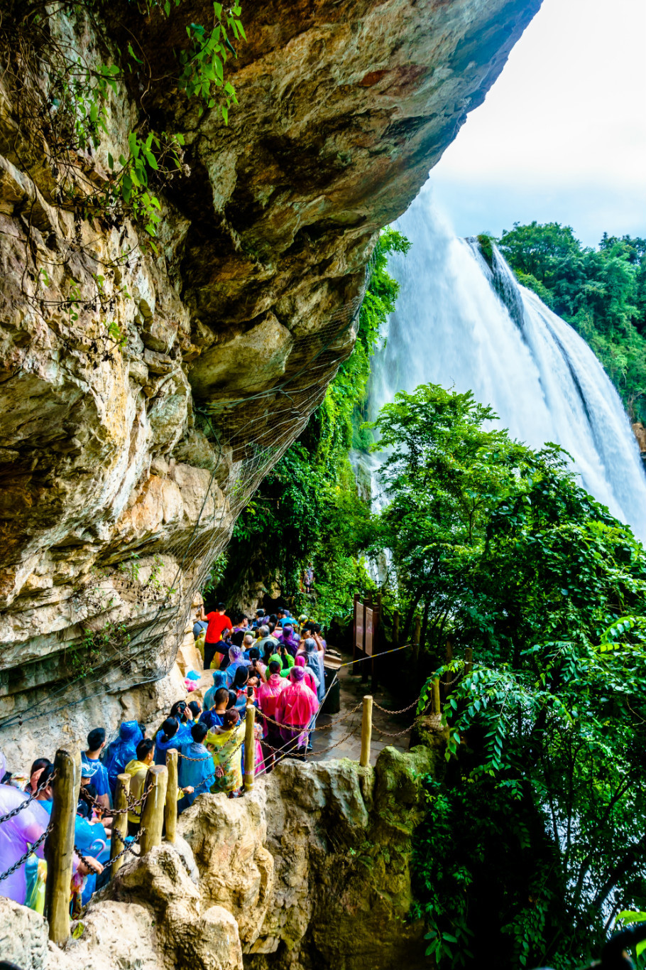 贵州游黄果树瀑布攻略,贵州籍游客游黄果树免票在哪预约