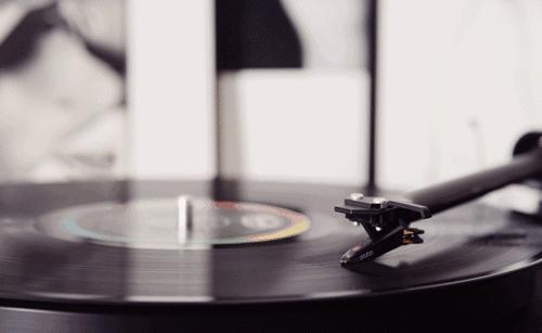 一首歌一个故事原唱,一首歌一个故事一杯酒就是人生