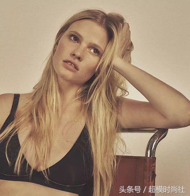 牙缝成特色？C*杯罩**超模大器晚成！因“胖”引争议