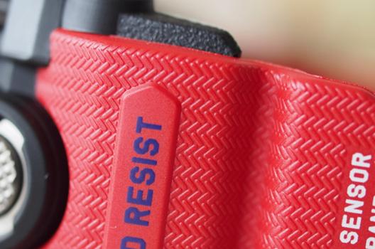 卡西欧泥王极限测试,卡西欧新款泥王买哪个颜色好