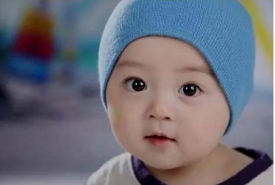 吃什么水果对眼睛恢复视力最好,要想视力好记得常吃这5种水果