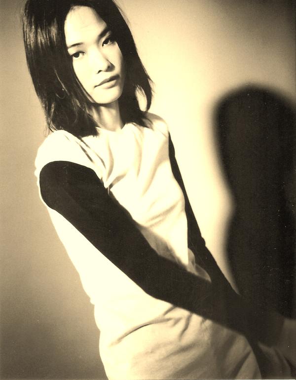 许美静放你在心底故事,有故事的人不敢听原唱