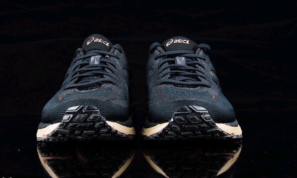 亚瑟士是碳板跑鞋吗,亚瑟士是篮球鞋还是跑鞋