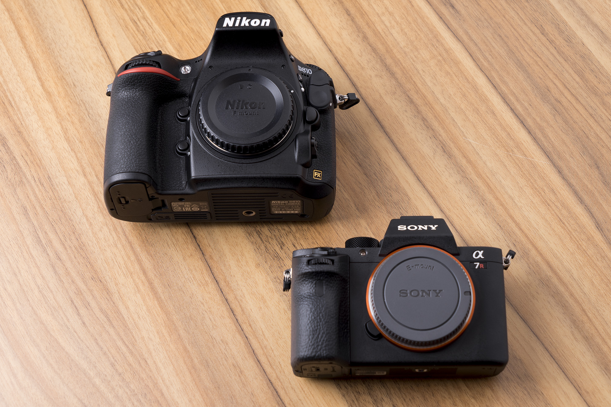 尼康d810换a7r2 (尼康d810与索尼a7r2对比)