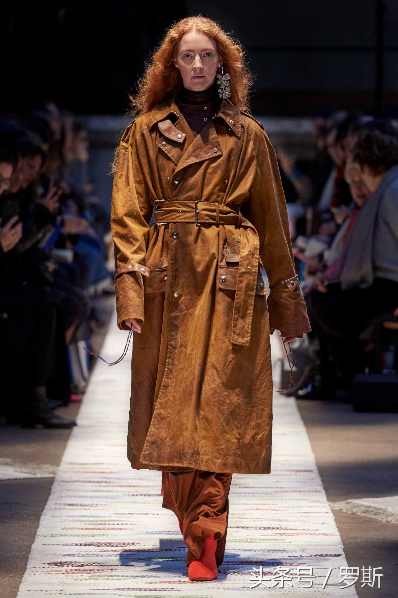 acnestudios女装发布会,巴黎时装周acnestudios品牌时装秀