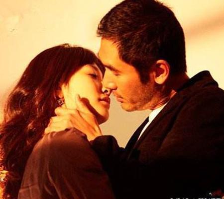 “老公让我给大客户送房卡，我将计就计，赚到第一桶金”