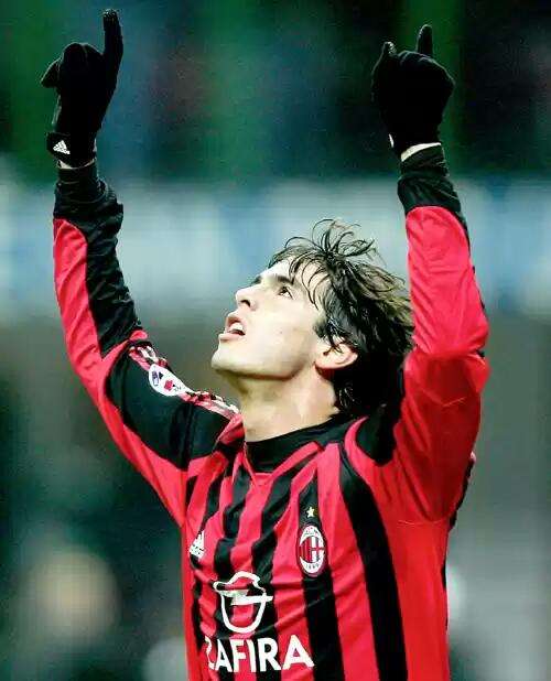 天下足球十大精彩文案,天下足球绝美文案