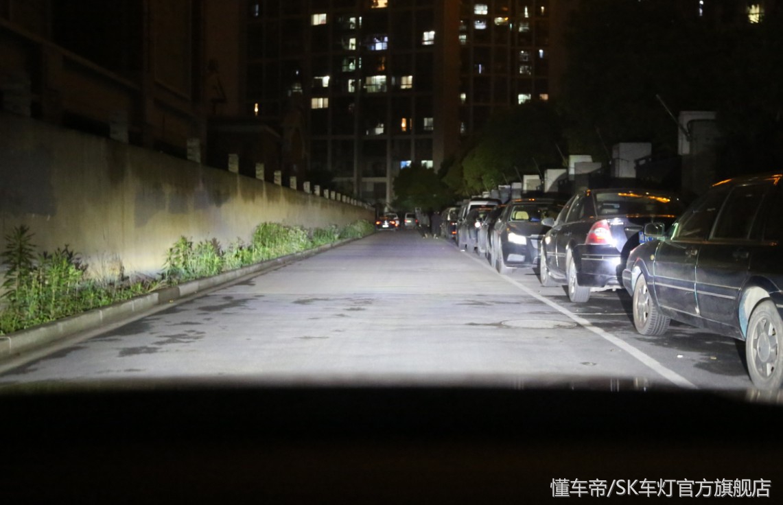 雾霾天气需要开什么车灯,不同程度的雾霾怎么使用车灯