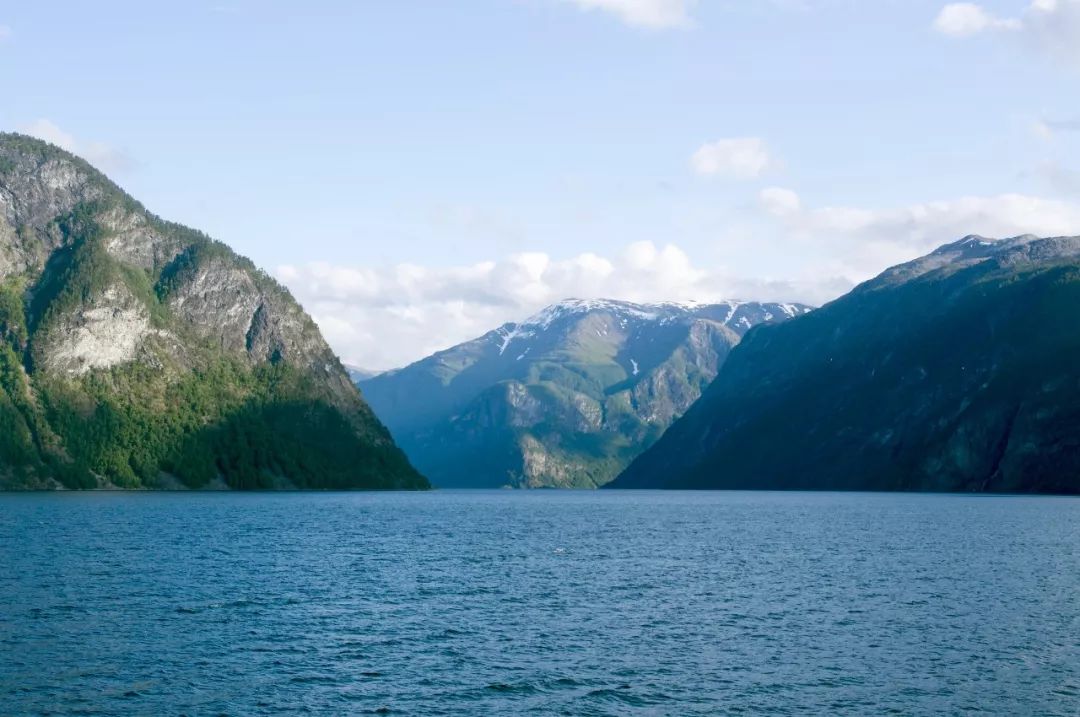 北欧峡湾之国旅游,北欧峡湾风光午夜看太阳