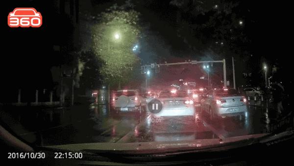 行车记录仪装暗线,行车记录仪专用安装方法