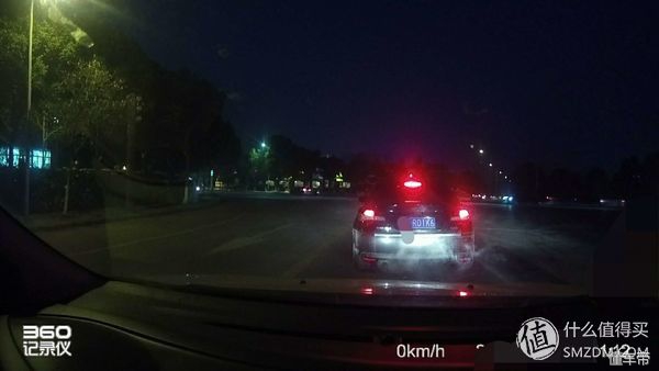 行车记录仪装上去怎么设置,行车记录仪装卡位置