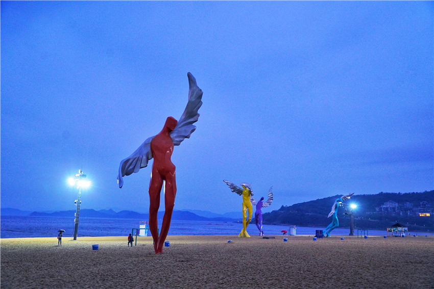这里是深圳最美的海滨栈道,深圳大梅沙海滩风景