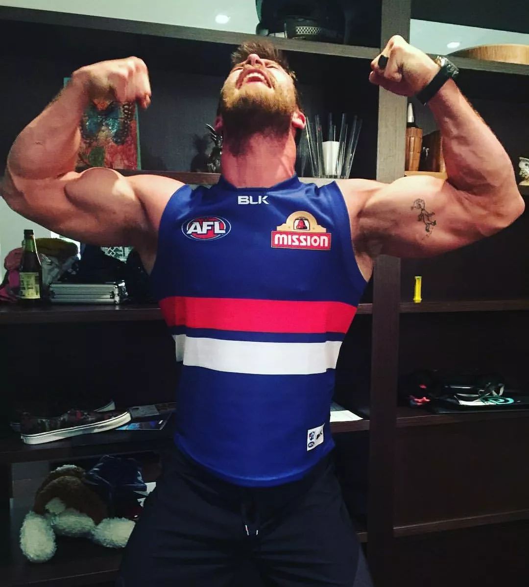 发现一枚比杜江更宠妻，比小贝会带娃的男神！颜值高更顾家的男神