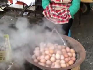 直击火爆全网的国字脸猴子,越看越像猴子一样的人