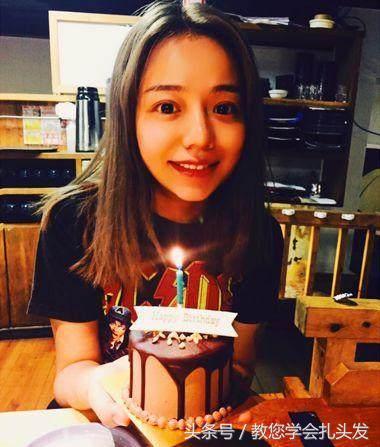 这个季节最流行的发型谁扎谁好看,春季发型扎法简单又好看中短发