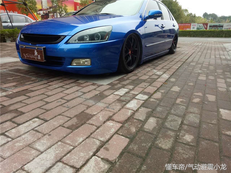 比亚迪f6跟雅阁哪个省油,比亚迪f6和七代雅阁升窗器