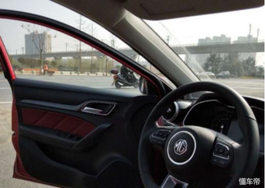 家里的第三辆车代步买什么车,家用代步mg6