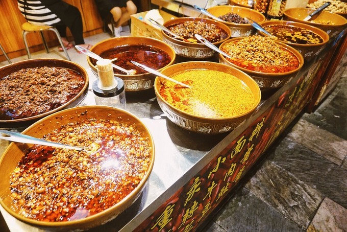 重庆是个美丽的山城,重庆去感受你走过的路