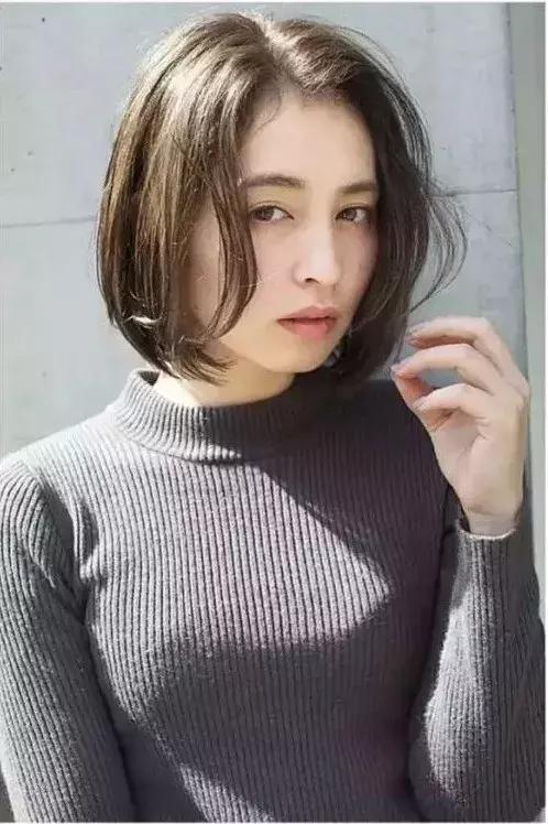 免费分享一个拯救发际线的方法,权威专家教你拯救发际线