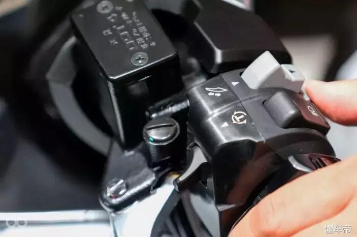 新大洲本田即将引进佛沙300,科技配置全面升级