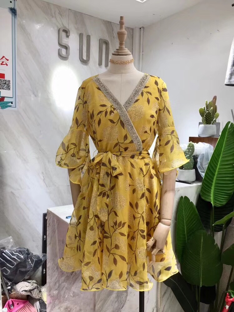 春装个性小众,春装都有啥款