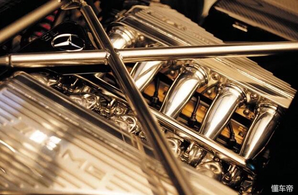 速度与艺术的结合,摩德纳帕加尼最新视频