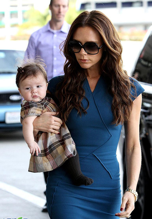 明星彩妆红唇妆容教程,明星妆唇妆