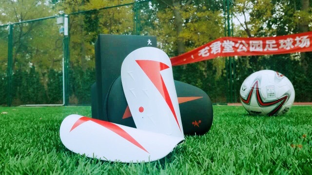 草根逆袭足球运动员,草根逆袭成为足球巨星