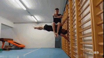 健身呆木头俄挺,平地健身之王俄挺