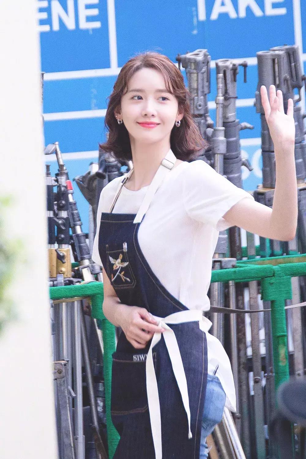 瘦脸最好看发型,40岁的瘦脸减龄发型短发