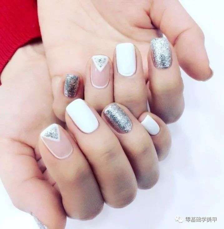 甲面过宽不贴甲片怎么美甲,甲面小的人适合什么形状的美甲